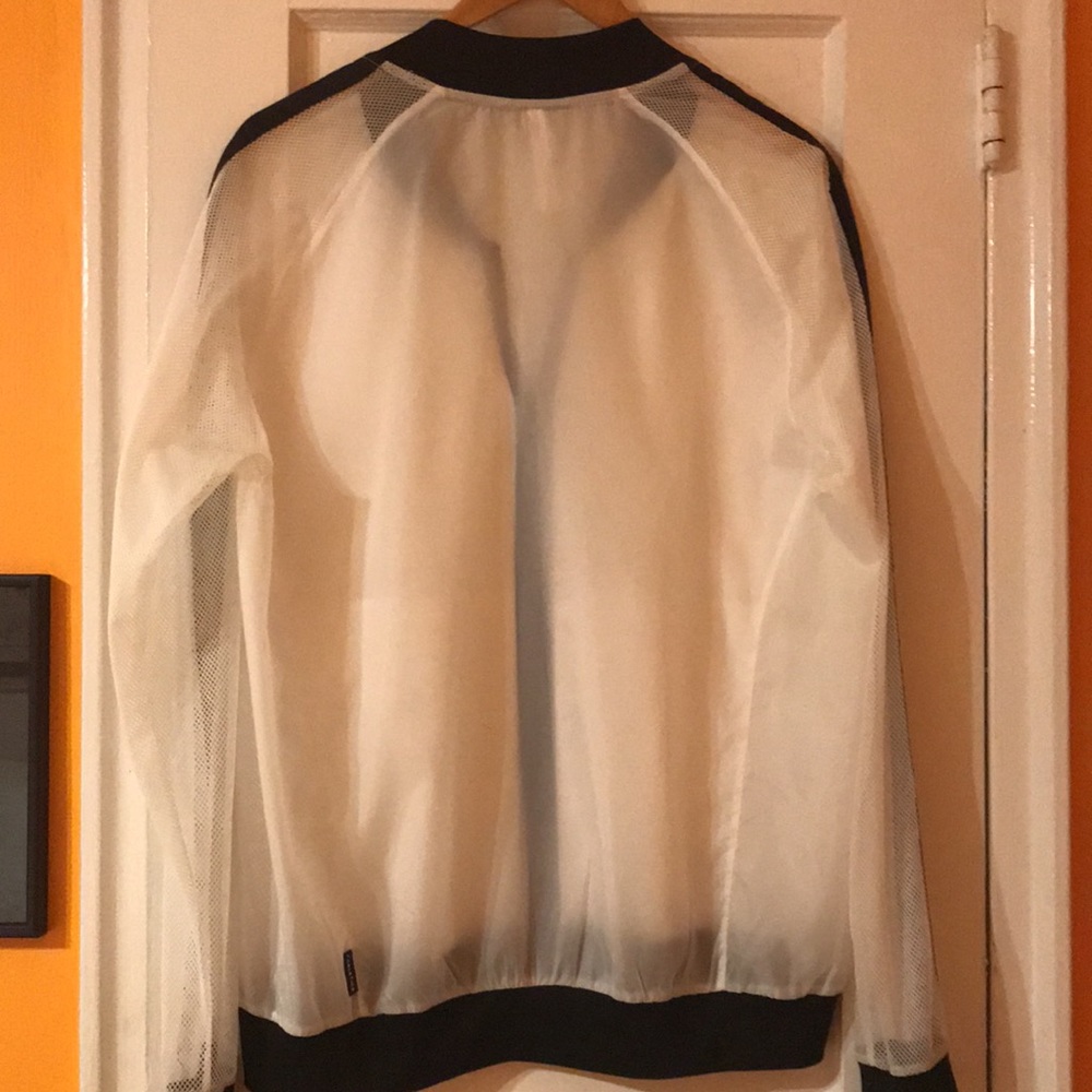 Fabletics Lightweight Jacket Xl - image 6